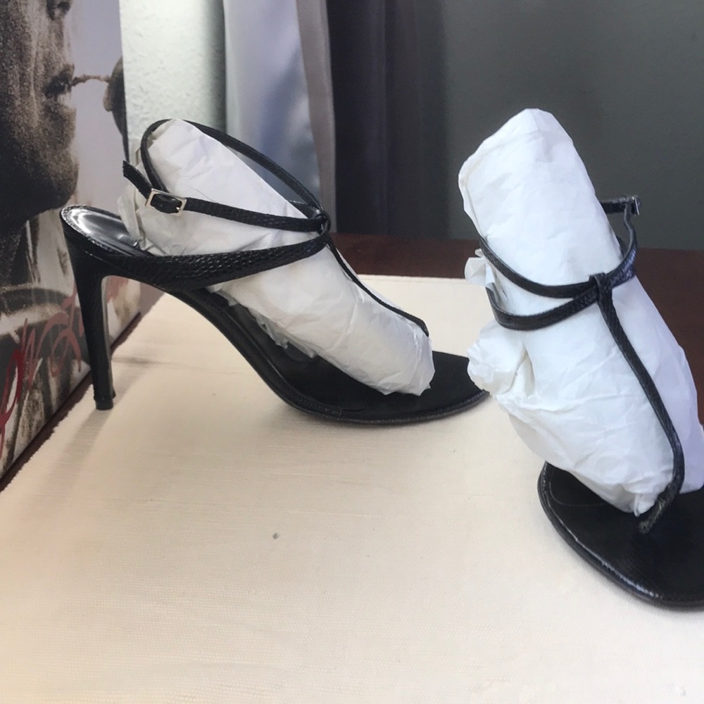 RALPH LAUREN Collection black lizard strap heels
